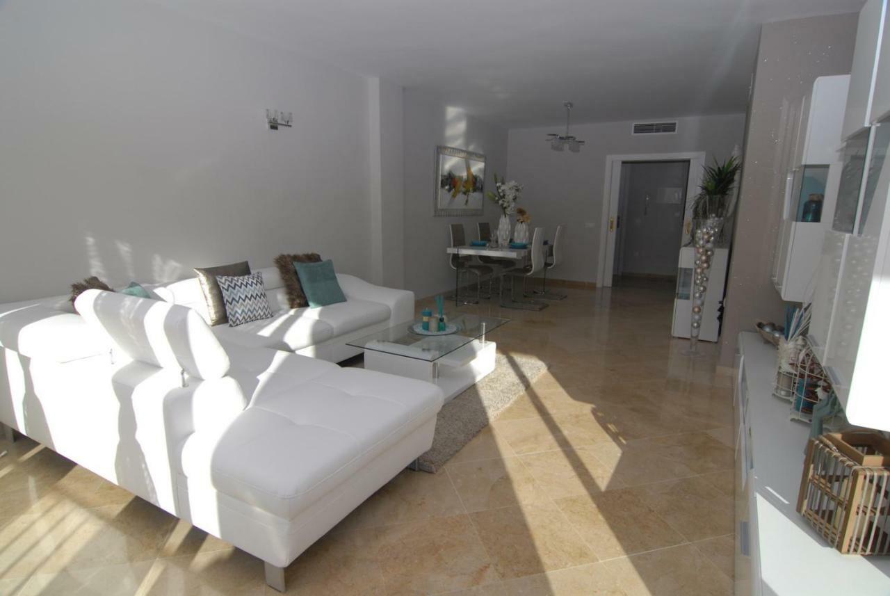 מיחאס Appartement Hillside Suite מראה חיצוני תמונה