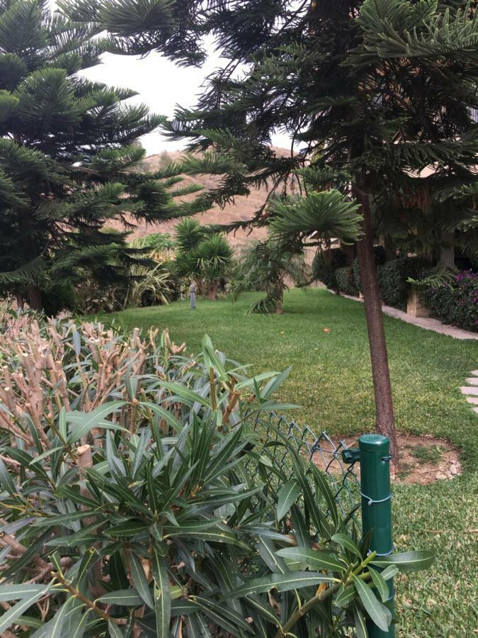 מיחאס Appartement Hillside Suite מראה חיצוני תמונה