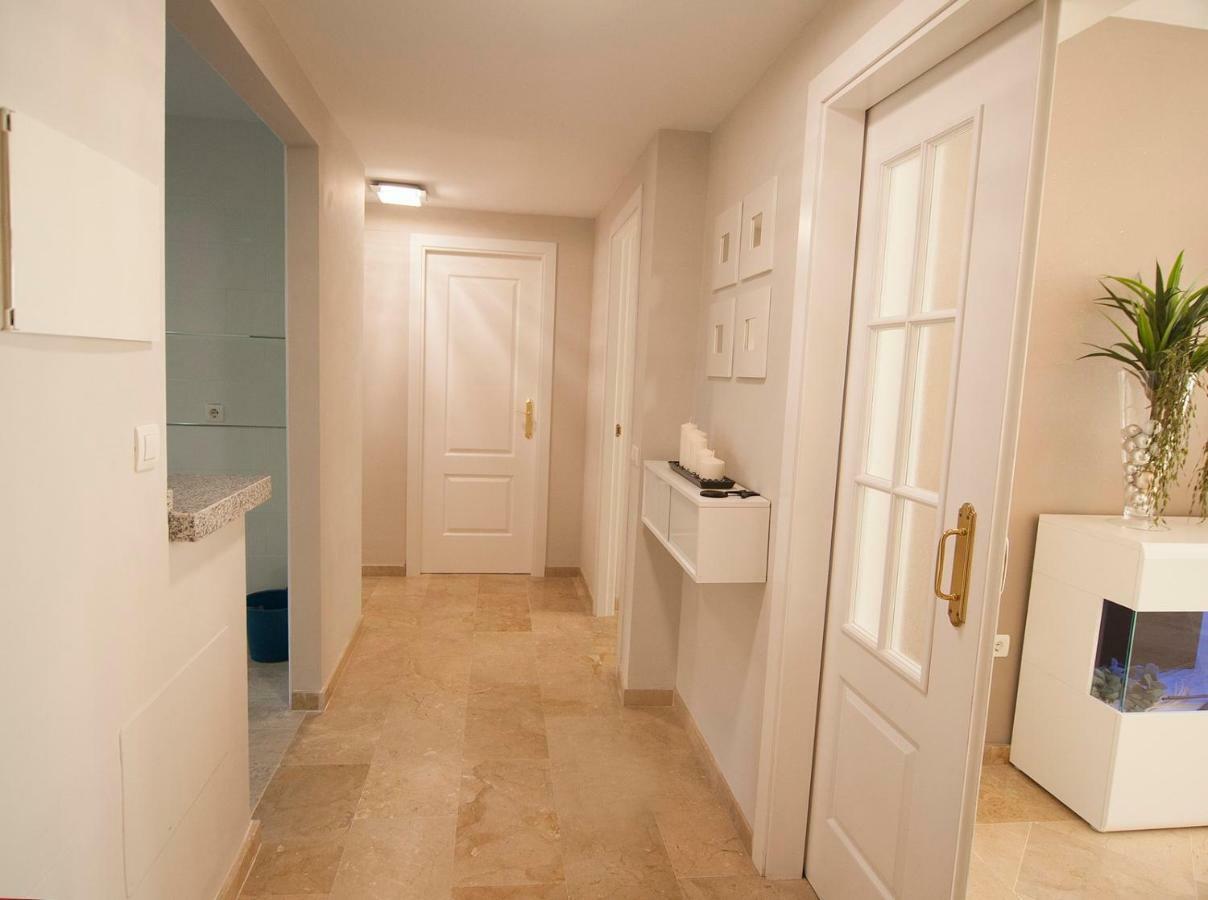 מיחאס Appartement Hillside Suite מראה חיצוני תמונה